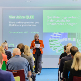 QLEE 27_klein